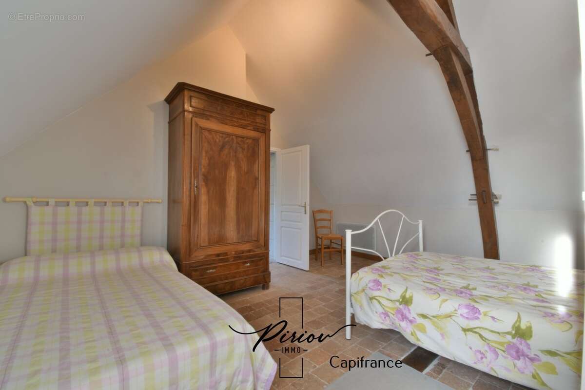 Propriété au charme de l'ancien - comprenant 2 gîtes - dépendances - photo 25