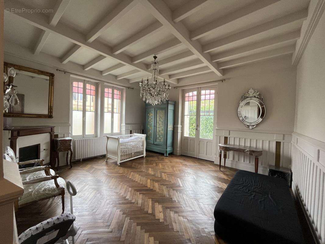 Maison à CASTELSARRASIN