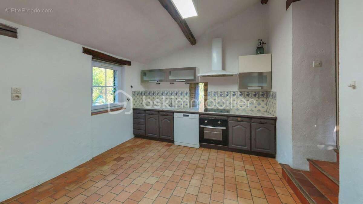 Maison à LES BORDES