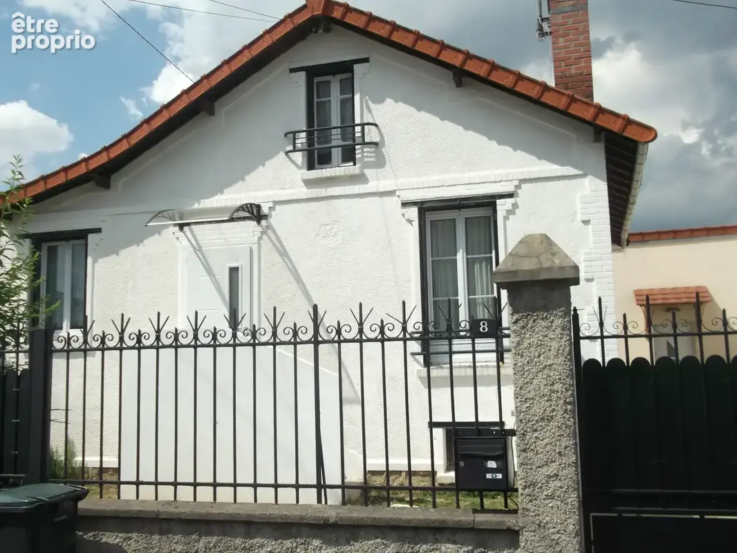 Maison indépendante F3 avec jardin   Chenay-Gagny (RER E)   Beau potentiel - photo 17