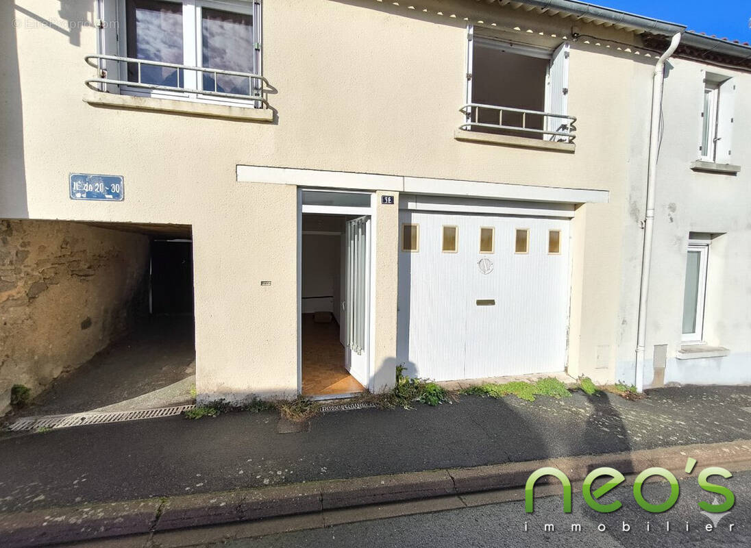 Maison à SAINT-LAURENT-SUR-SEVRE