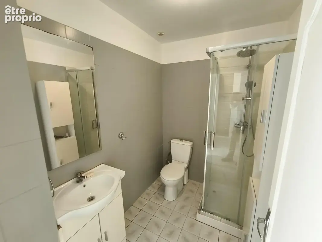 Maison T4 de 87 m2 entièrement rénovée avec garage et jardin - photo 13