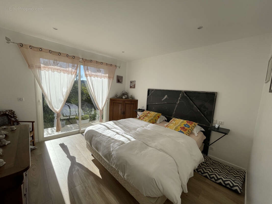 Maison à LA GARDE-FREINET