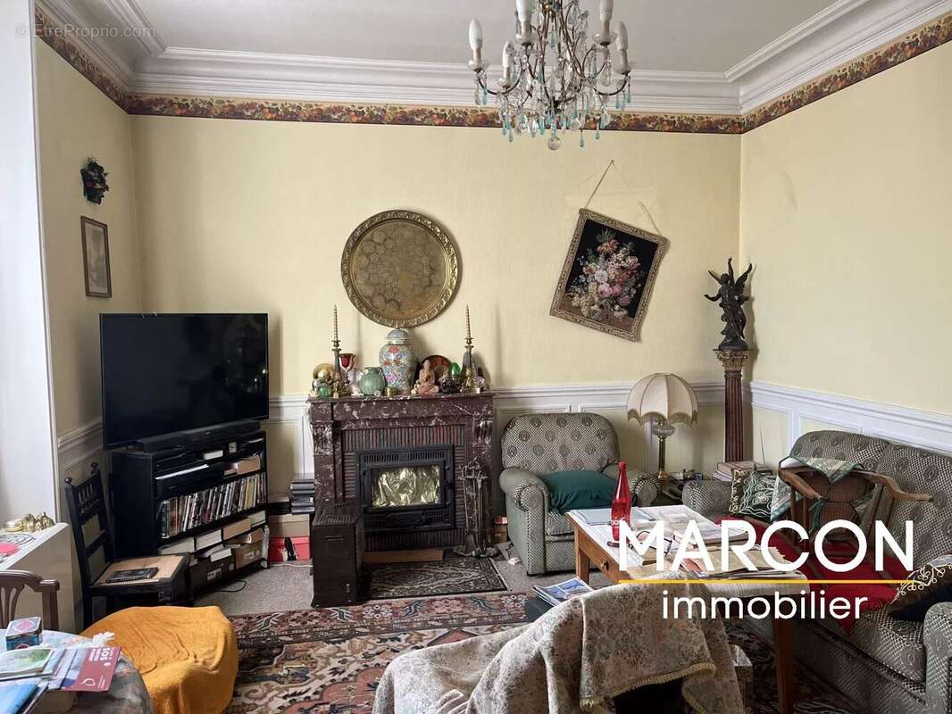 Maison à AUBUSSON