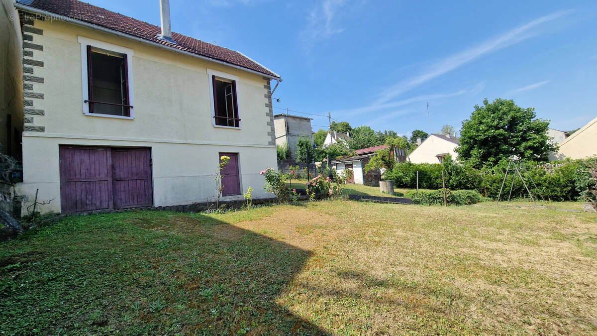 Maison à MARLY-LA-VILLE