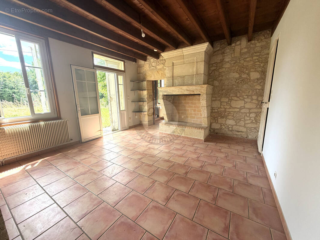 Maison à SAINT-ANDRE-DE-CUBZAC