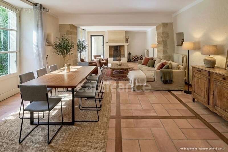 Á UZES (30) Propriété d’Exception à Deux Pas de la Place aux Herbes - photo 5