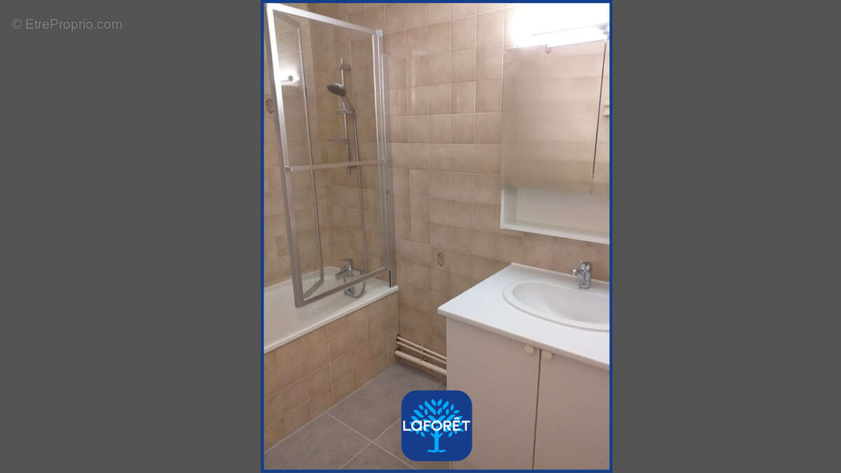 Appartement à SAINT-GENIS-LAVAL
