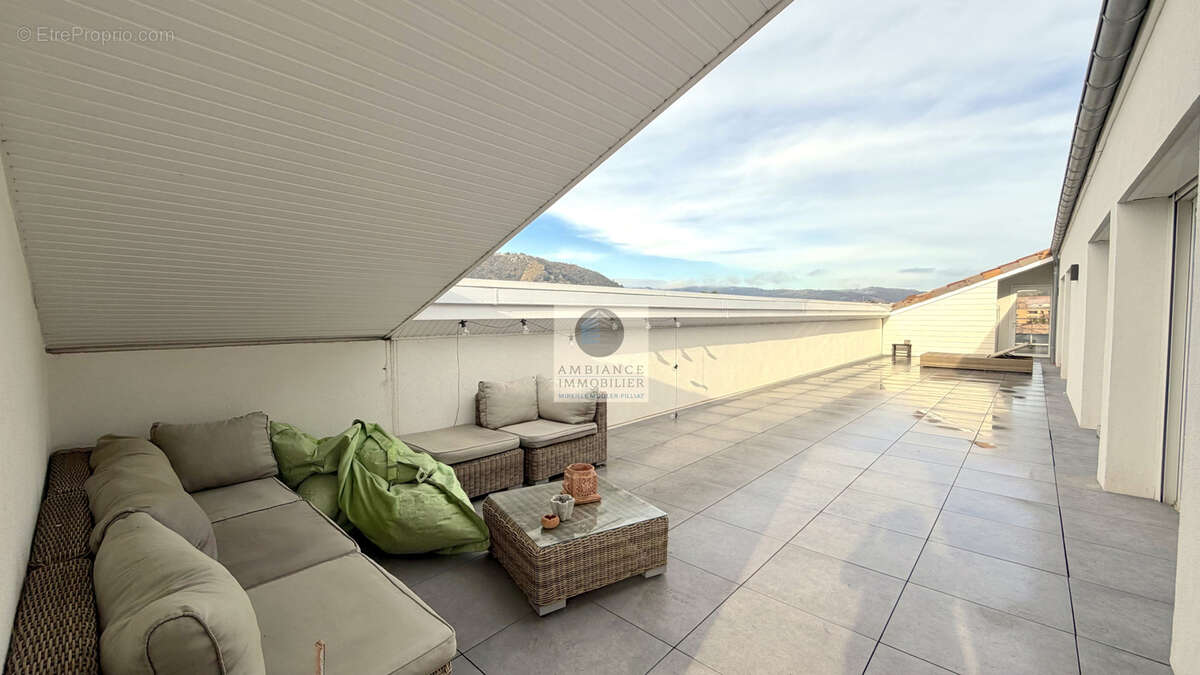 Appartement à TOURNON-SUR-RHONE