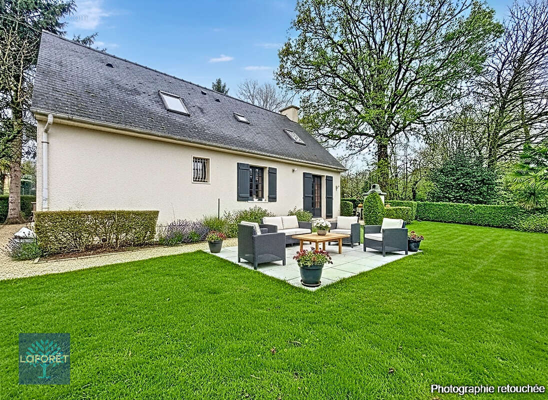 Maison à LA CHAPELLE-JANSON