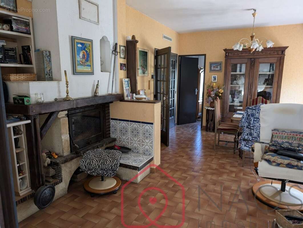 Maison à COURSAN