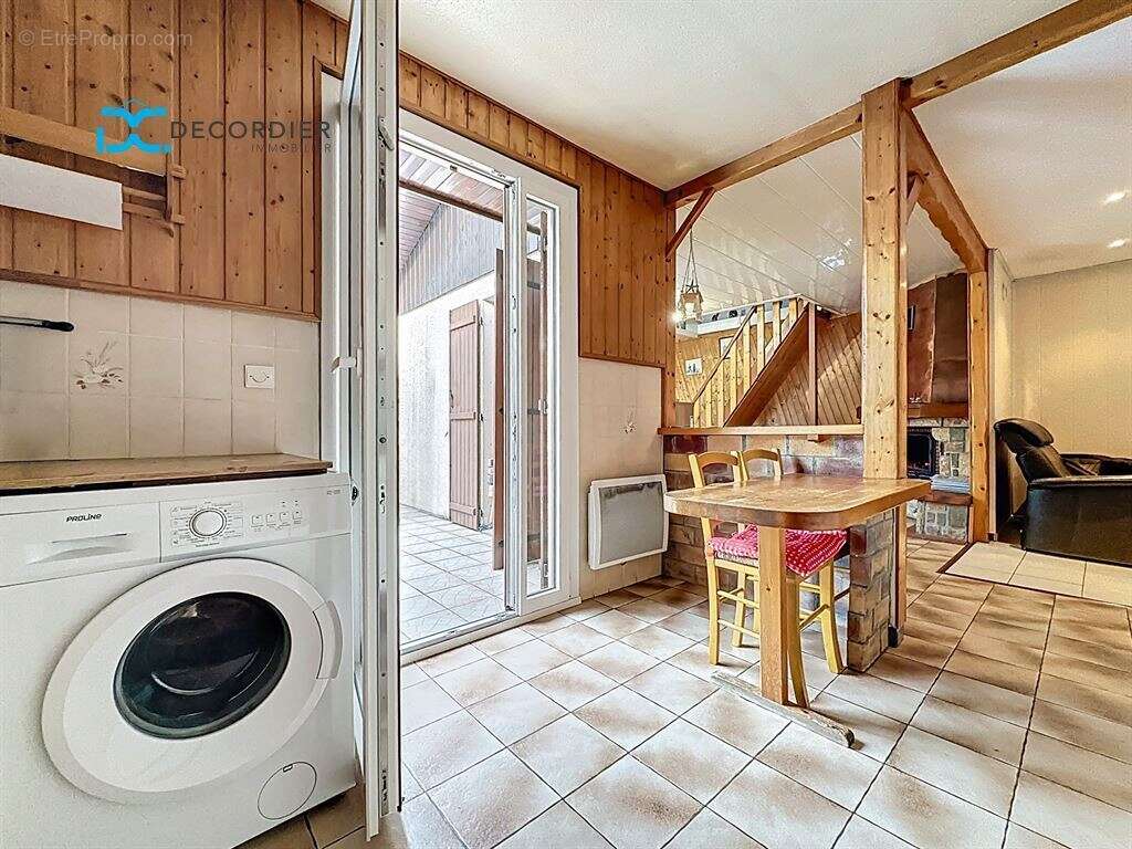 Maison à LUGRIN