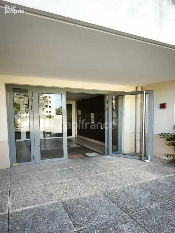 Appartement T4 de 84 m² double terrasse, garage et cave - photo 21