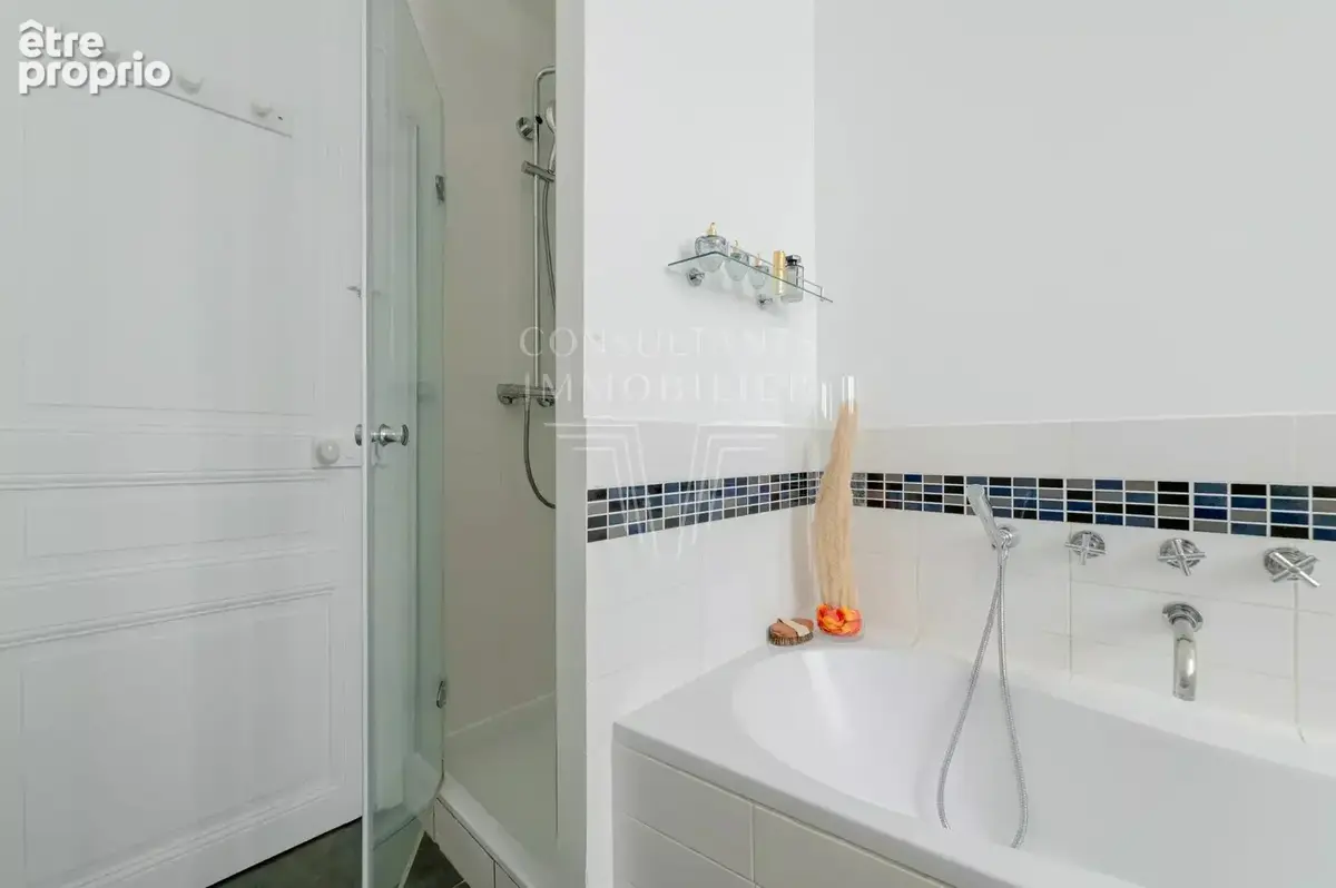 Parc monceau. appartement en étage élevé - photo 11