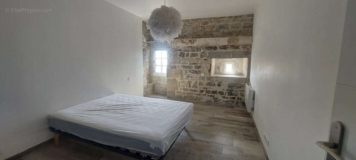 Maison à VEZENOBRES