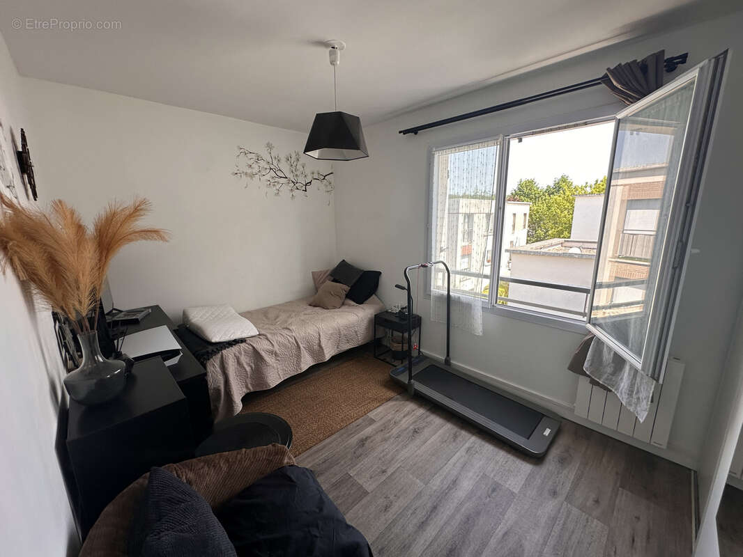 Appartement à STAINS