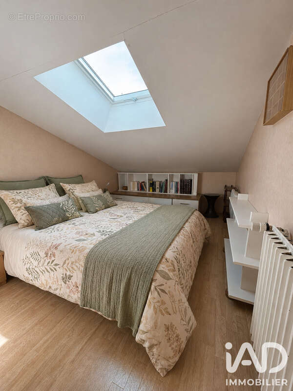 Maison 115 m² à Trouy  - photo 2