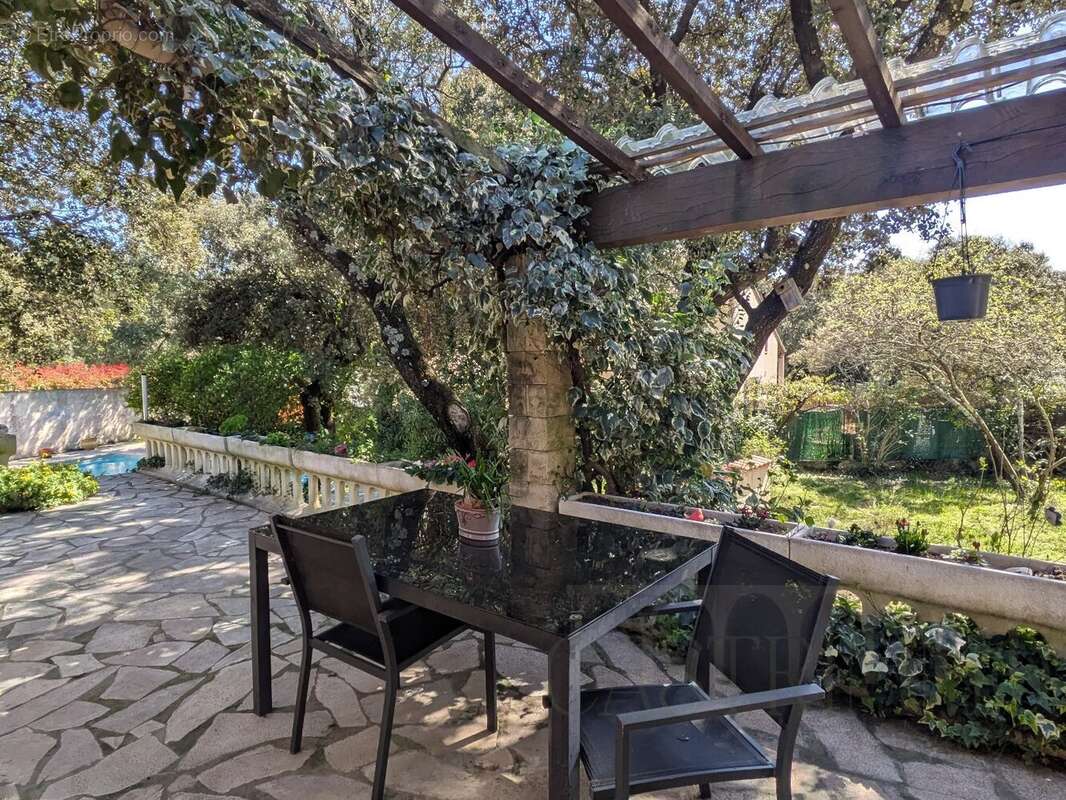 Maison à SUSSARGUES