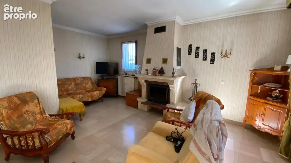 Maison de famille à Fontaines-Saint-Martin - photo 9