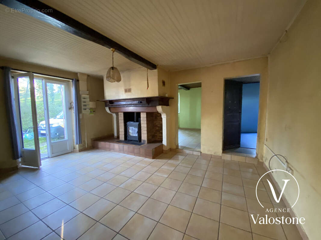Maison à CASTEL-SARRAZIN