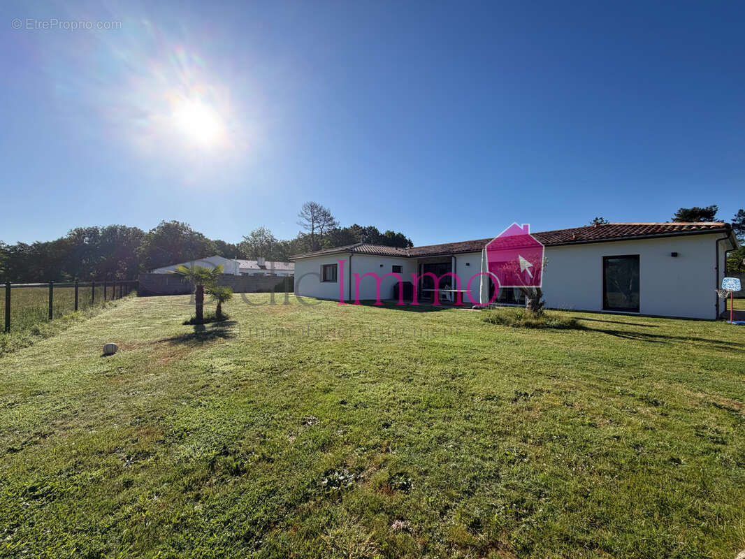 Maison à SOULLANS
