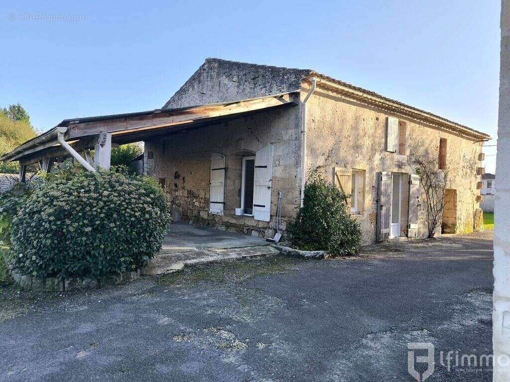 Maison à SAINT-ANDRE-DE-CUBZAC