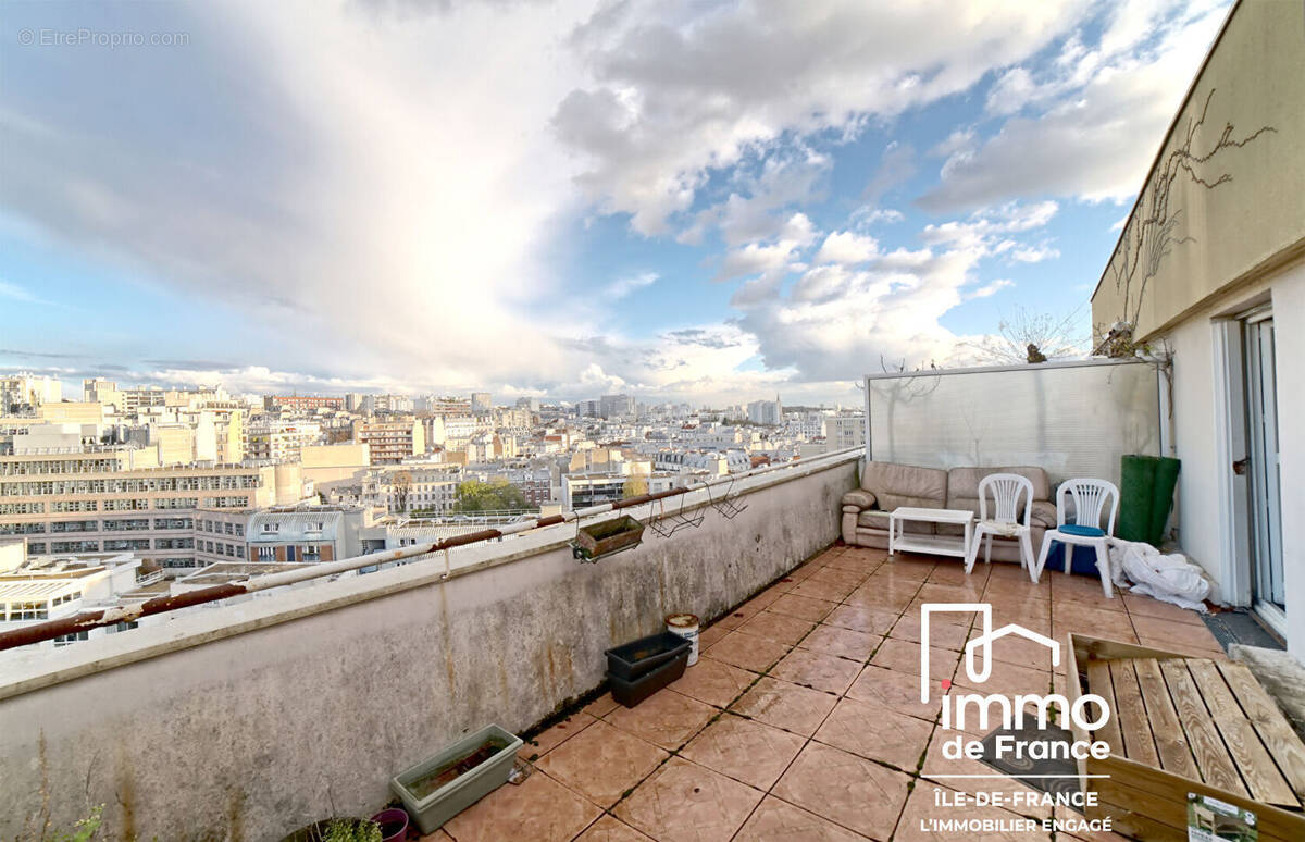 Appartement à PARIS-19E