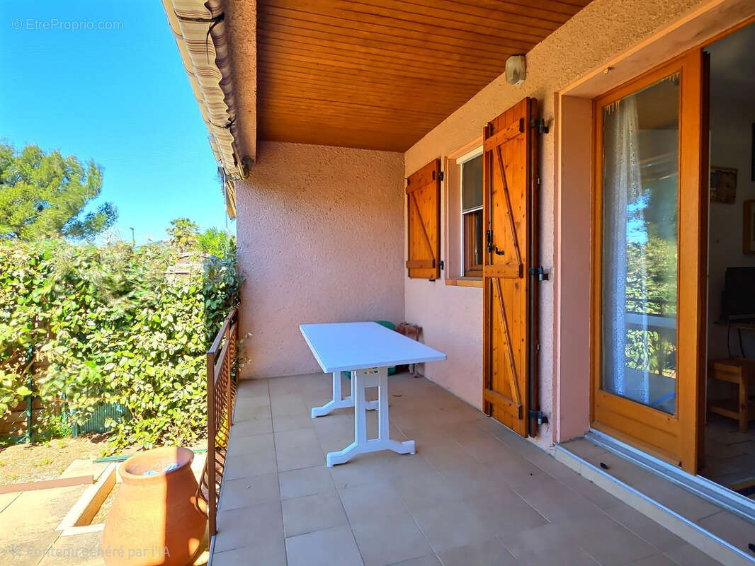 Maison à BORMES-LES-MIMOSAS