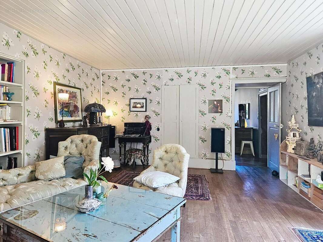 Maison 134 m² à Vals-Des-Tilles  - photo 3