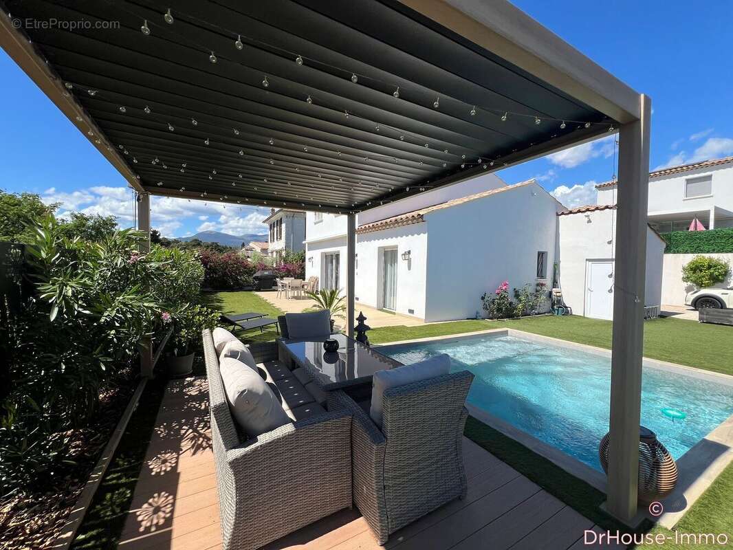 Maison à VILLENEUVE-LOUBET
