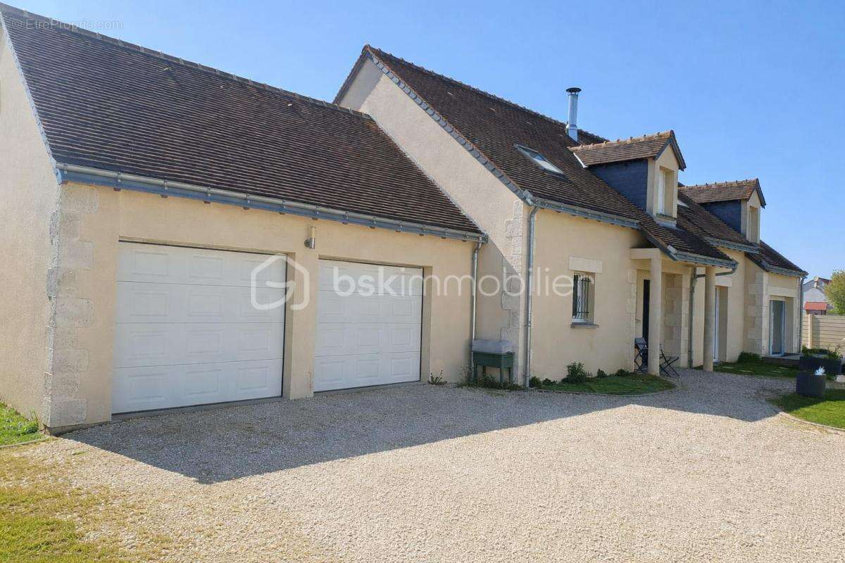 Maison à MANTHELAN