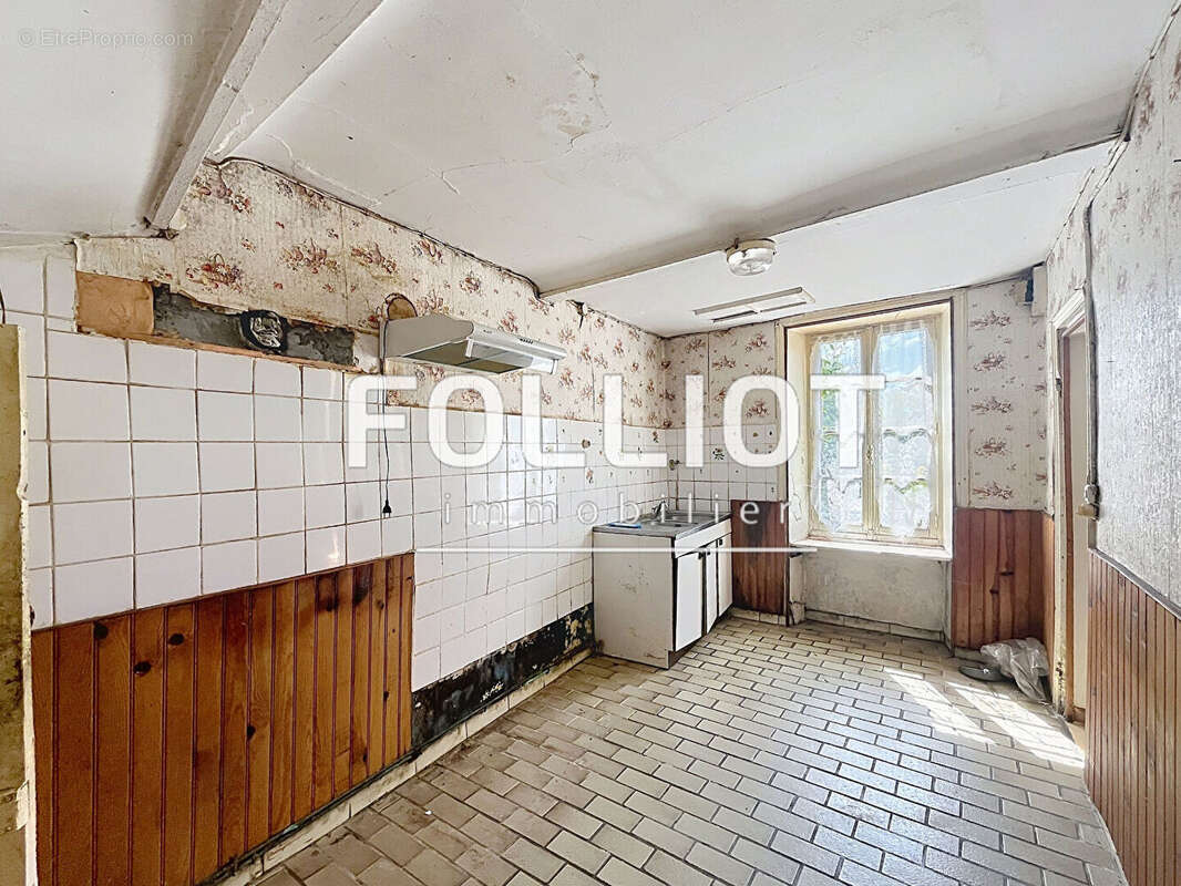 Maison Moulines 6 pièce(s) 94 m2 - photo 5