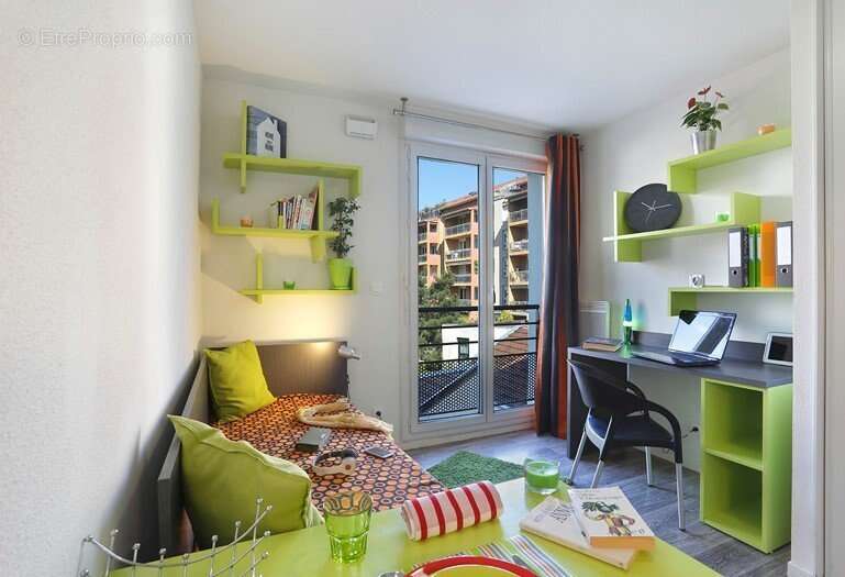 INVESTISSEMENT LOCATIF  VILLEURBANNE  Résidence Étudiante Nemea Appart'Etud Thésée  5,12 % de rentabilité - photo 3
