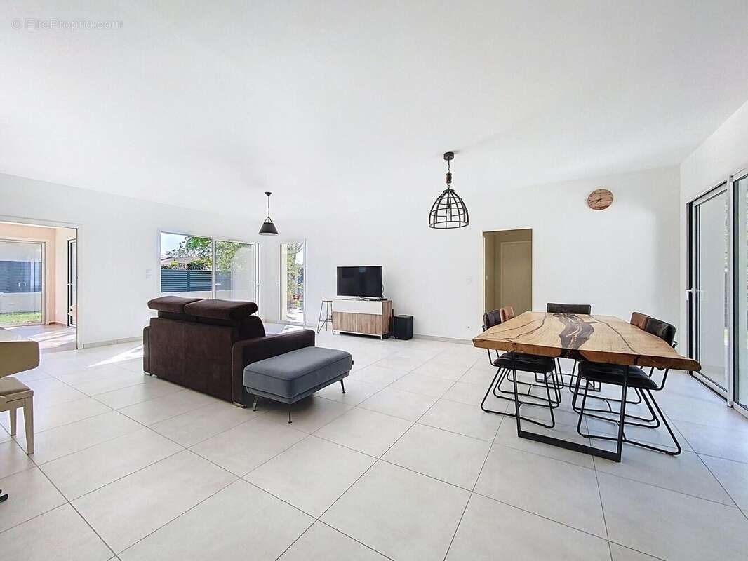 Photo 3 - Maison à CENAC