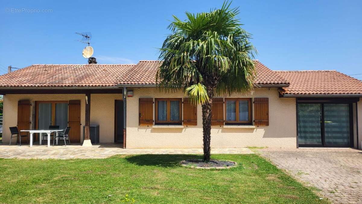 Maison à LES CHERES