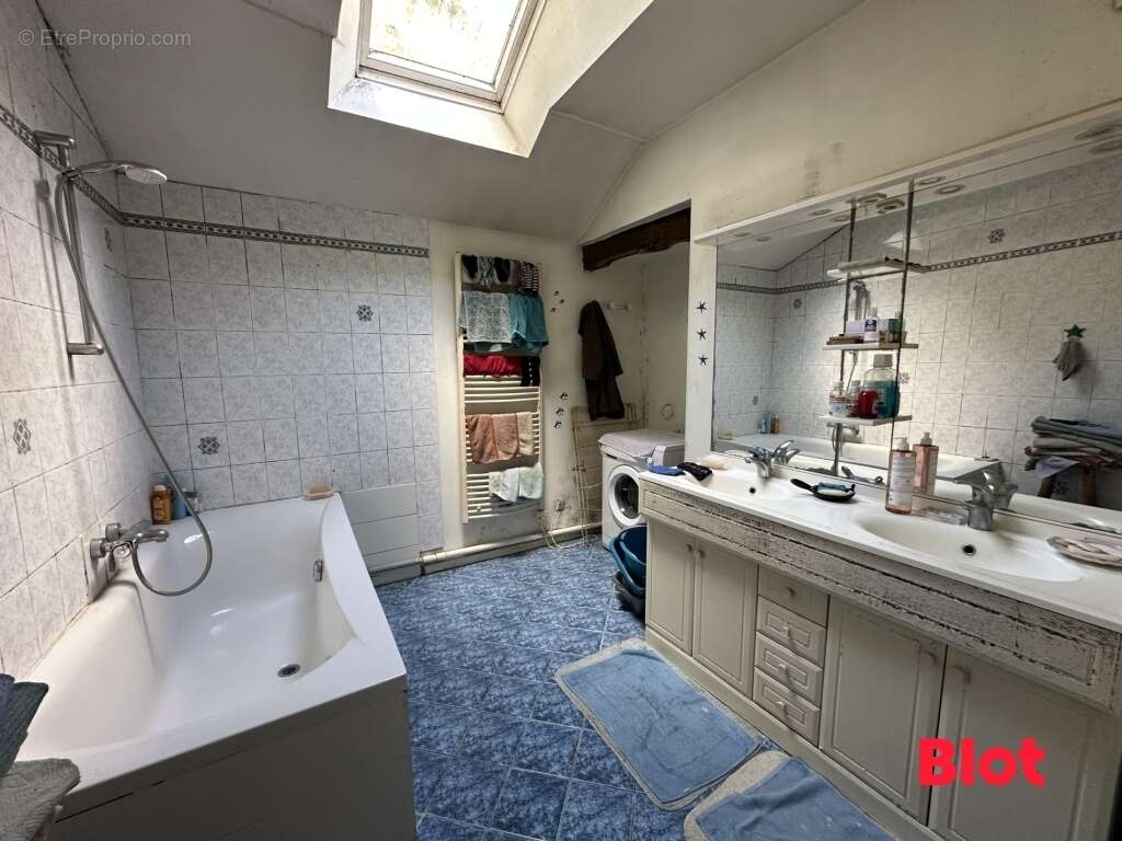 Maison à BRETEIL