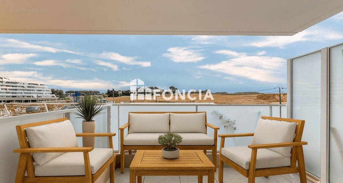 Appartement à LATTES