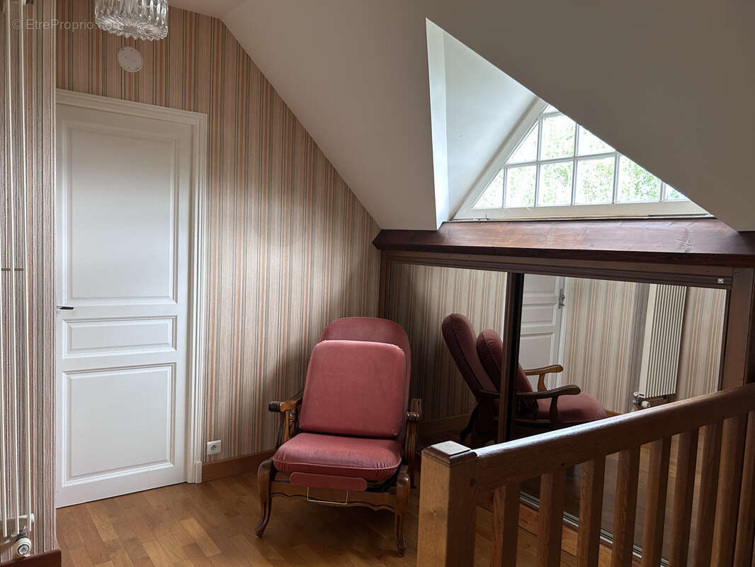Maison 6 pièces avec jardin clos à Saint-Marcel - photo 11