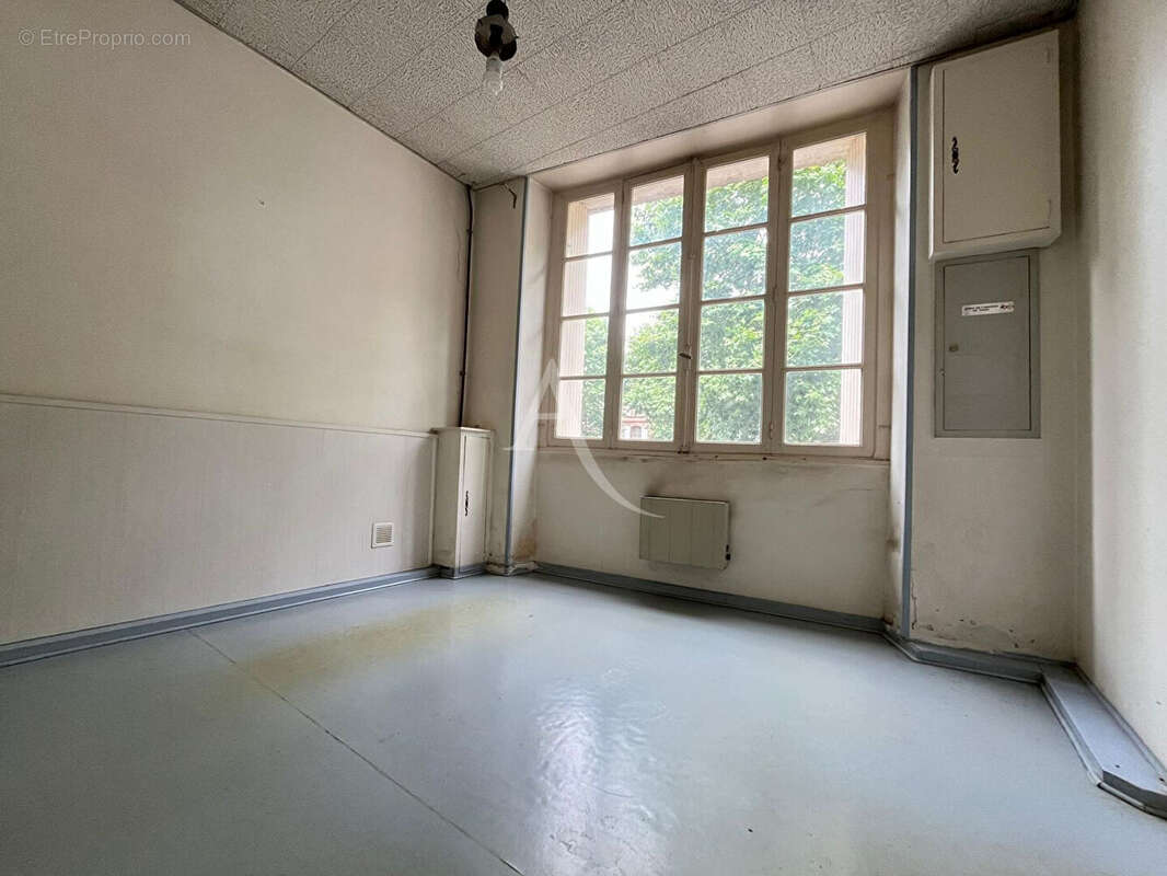 Maison de village en plein centre ville avec cour extérieur ! - photo 11