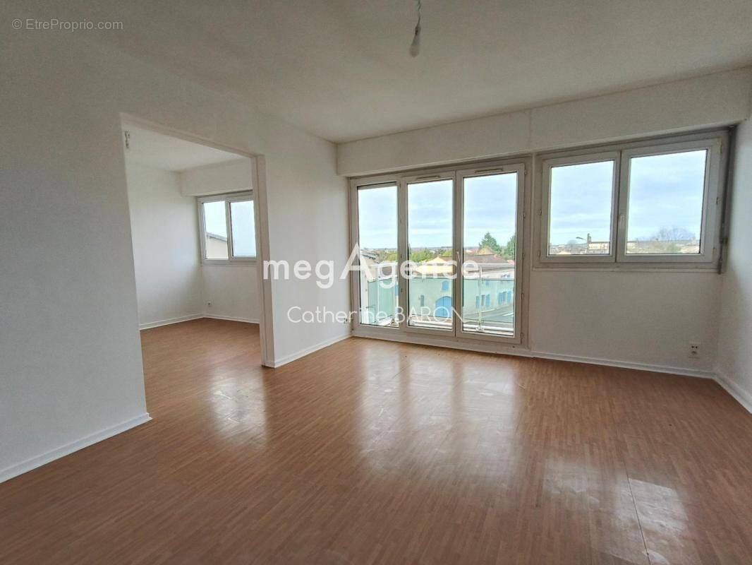 Appartement à COGNAC