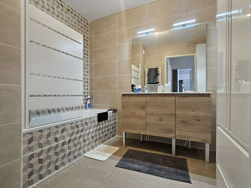 Appartement à LES ANGLES