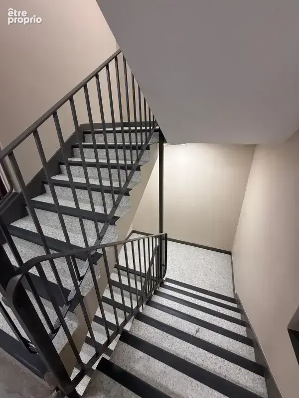 Appartement À Vendre - photo 7