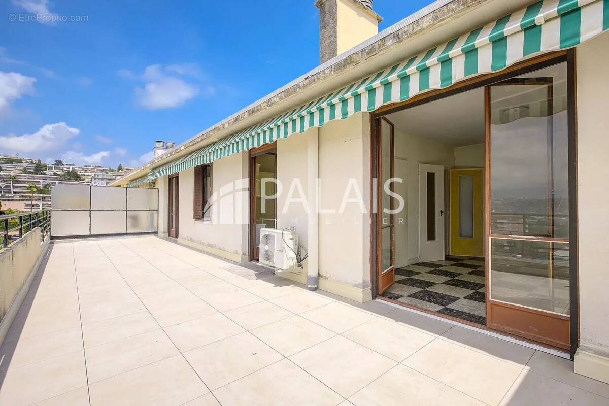 Appartement à NICE
