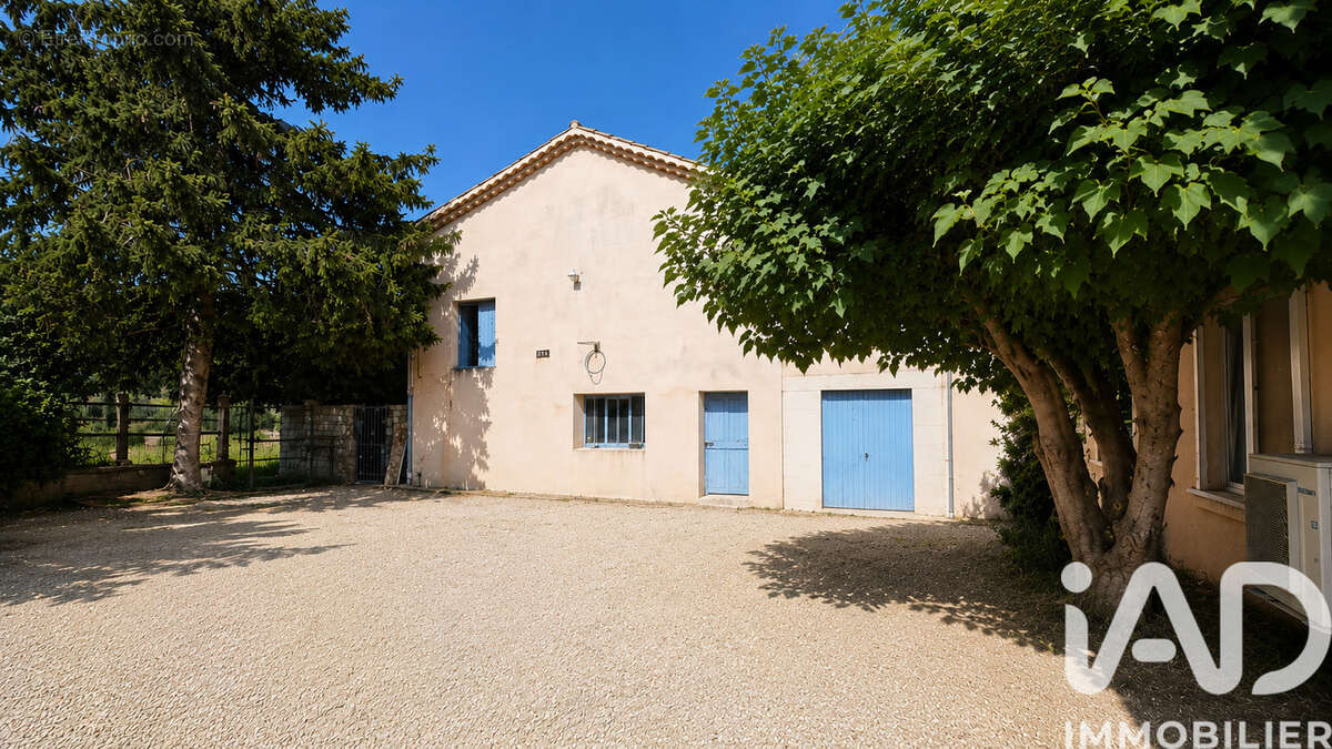Photo 6 - Appartement à SAINT-JULIEN-DE-PEYROLAS