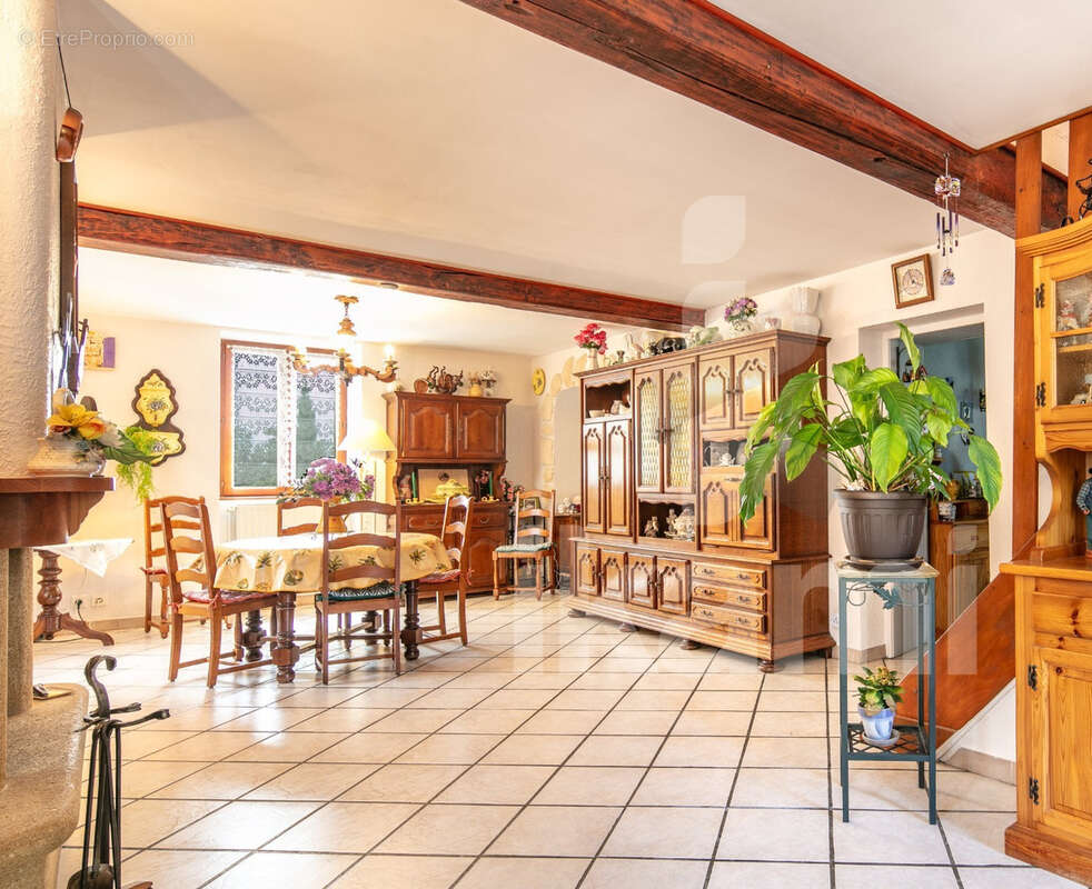 Maison à SAINT-ROMANS