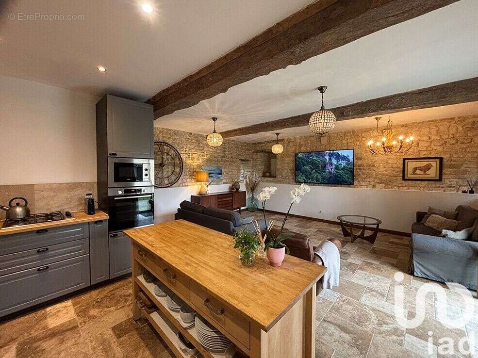 Maison 358 m² à Mandeville-En-Bessin  - photo 2