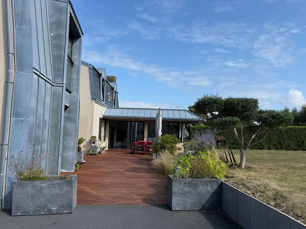 Maison à SAINT-POL-DE-LEON