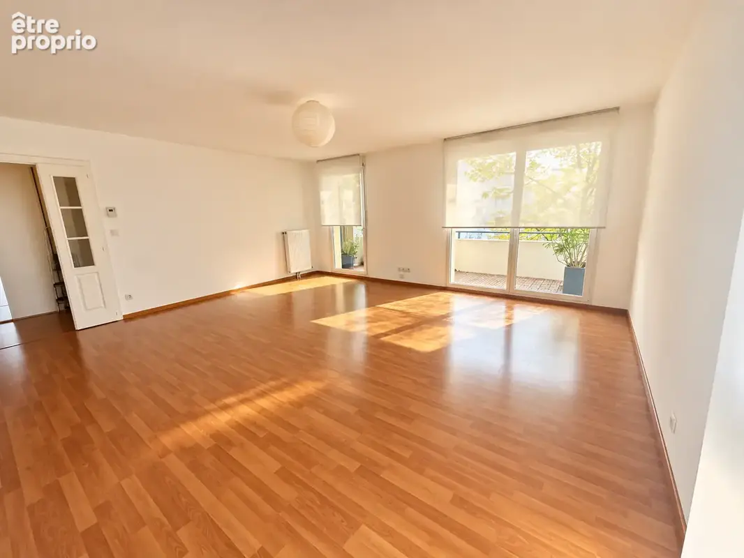 Idéalement situé à Koenigshoffen (67200), Appartement 3 pièces avec terrasse, cave et garage. - photo 2