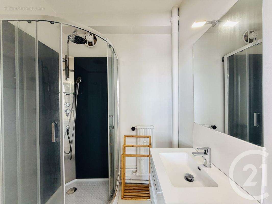 Appartement 30 m² à Limoges  - photo 5