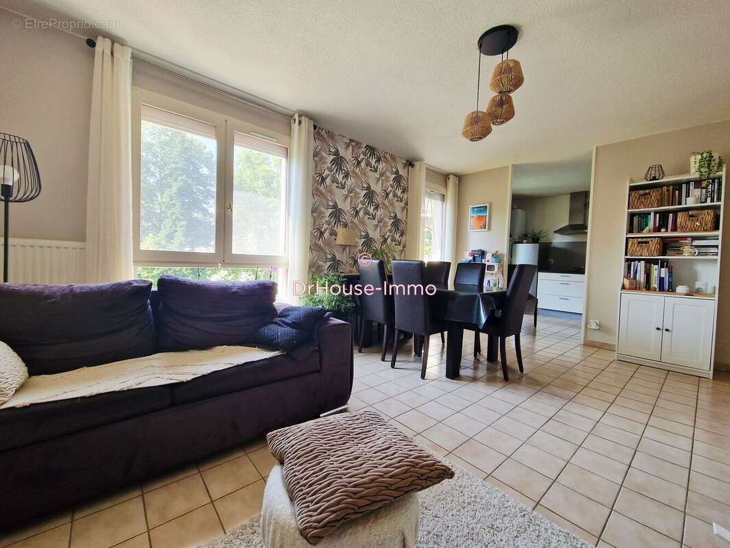 Appartement 74 m² à Romans-Sur-Isere  - photo 5